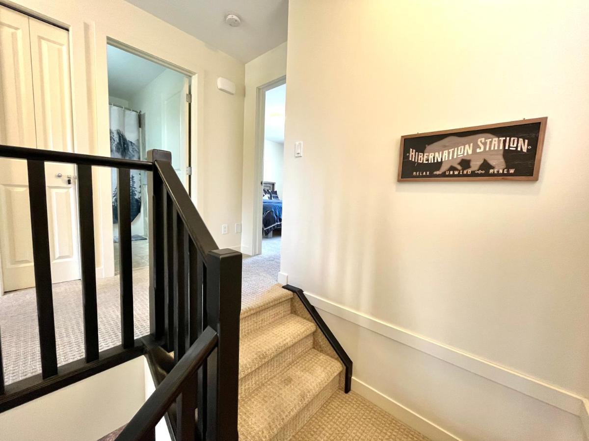 Perfect Base Invermere 3Bd Townhouse Mt Views With Garage Εξωτερικό φωτογραφία