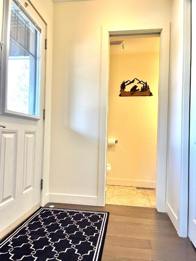 Perfect Base Invermere 3Bd Townhouse Mt Views With Garage Εξωτερικό φωτογραφία