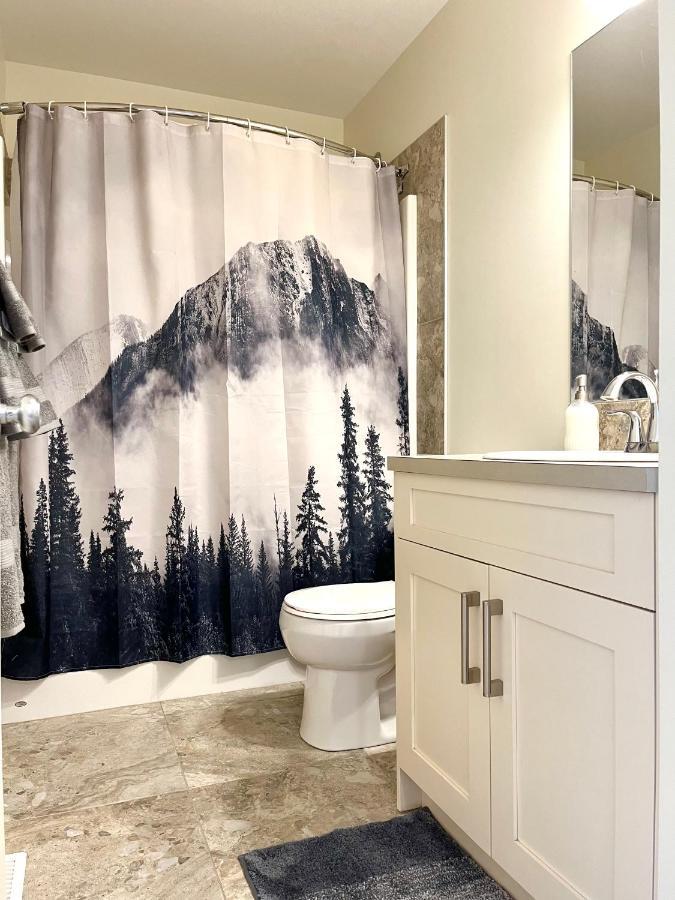 Perfect Base Invermere 3Bd Townhouse Mt Views With Garage Εξωτερικό φωτογραφία