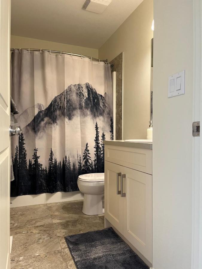 Perfect Base Invermere 3Bd Townhouse Mt Views With Garage Εξωτερικό φωτογραφία