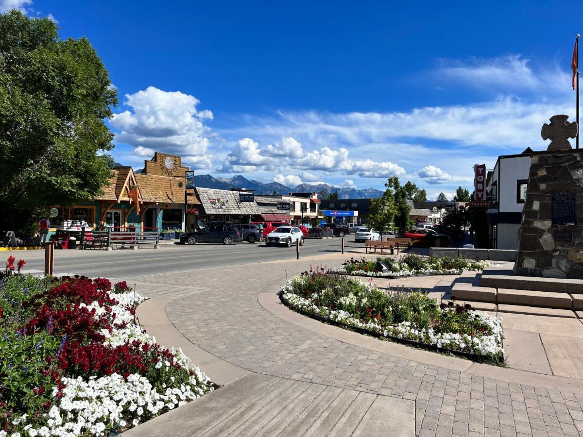 Perfect Base Invermere 3Bd Townhouse Mt Views With Garage Εξωτερικό φωτογραφία